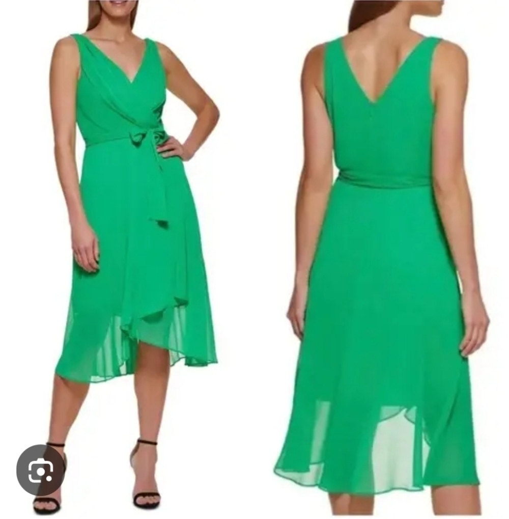 NWT DKNY Green Textured Chiffon Ruffle V-Neck Belt Handkerchief Hem Dress 4 $129
